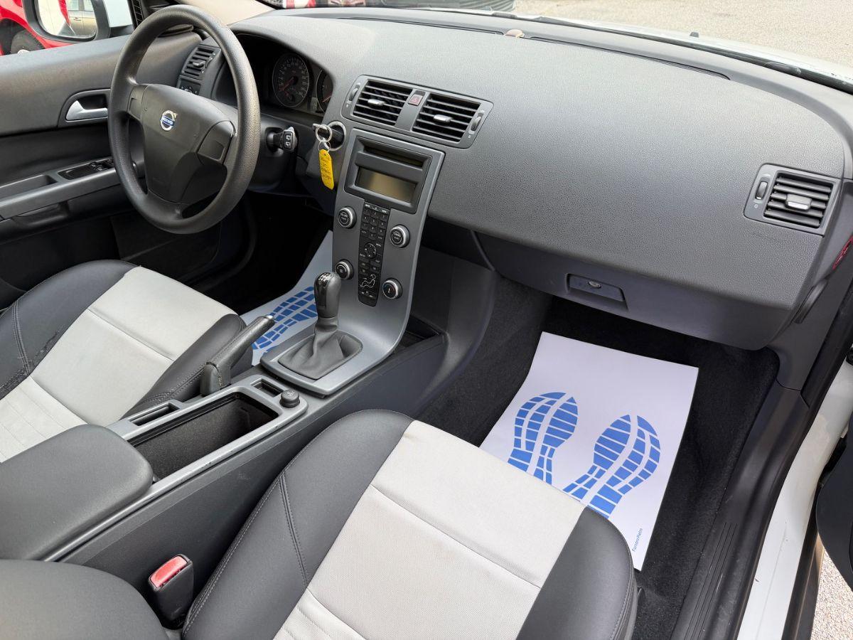 VOLVO - C30 - 1.6 D DRIVe Kinetic #TAGLIANDICERTIFICATI