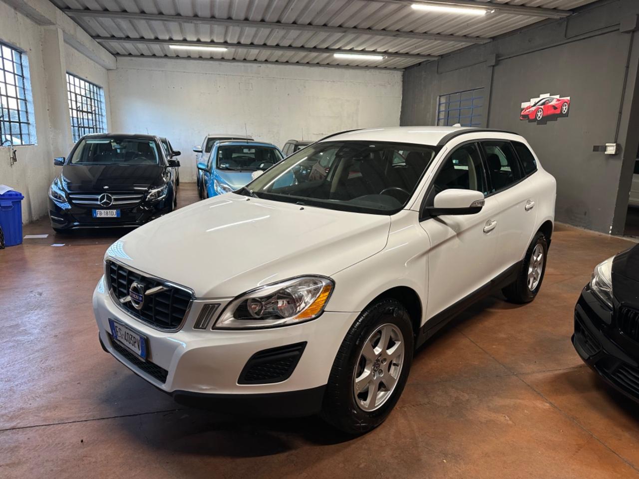 Volvo XC 60 XC60 D5 AWD Geartronic Kinetic