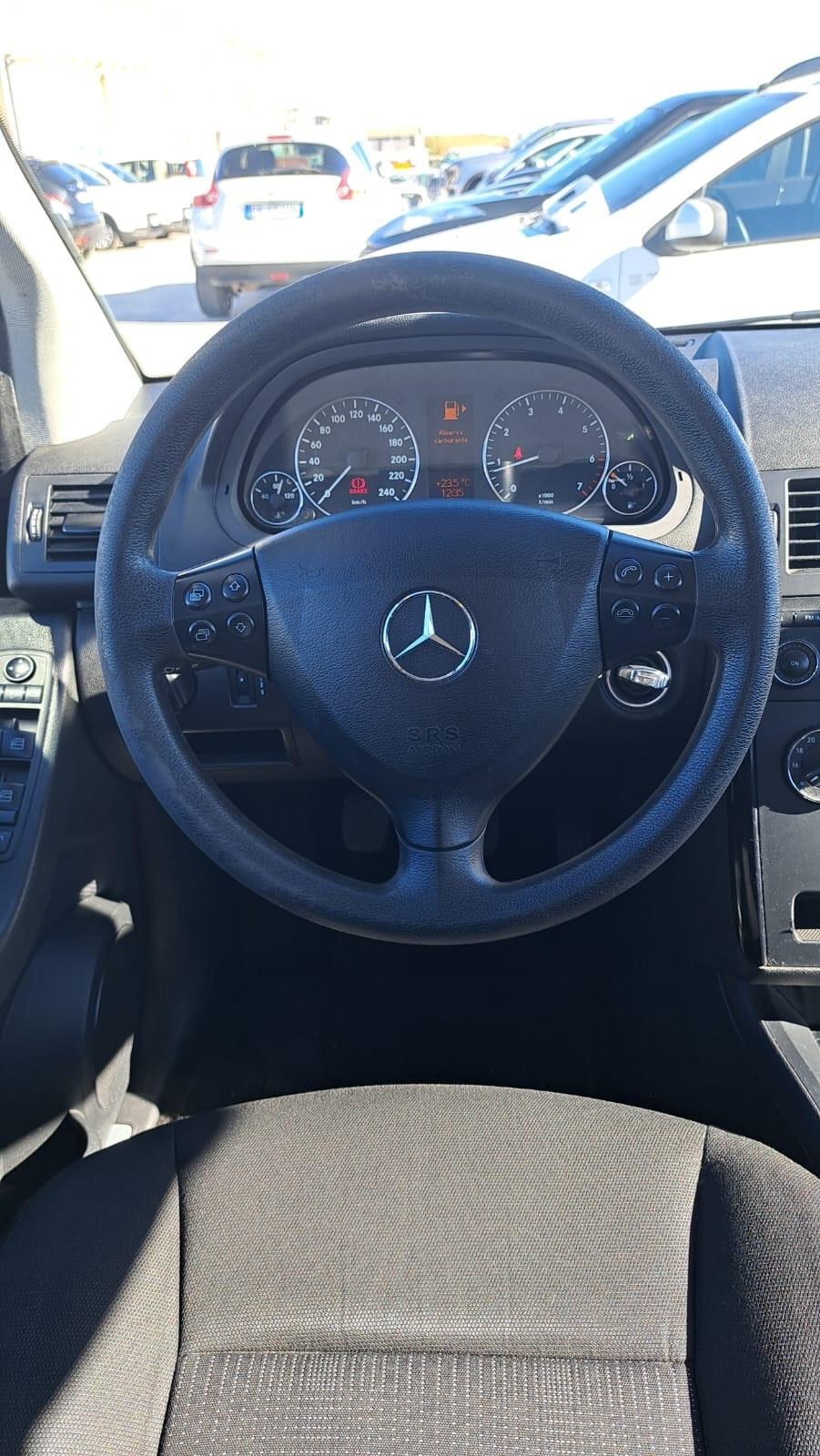 Mercedes-benz A 160 executive