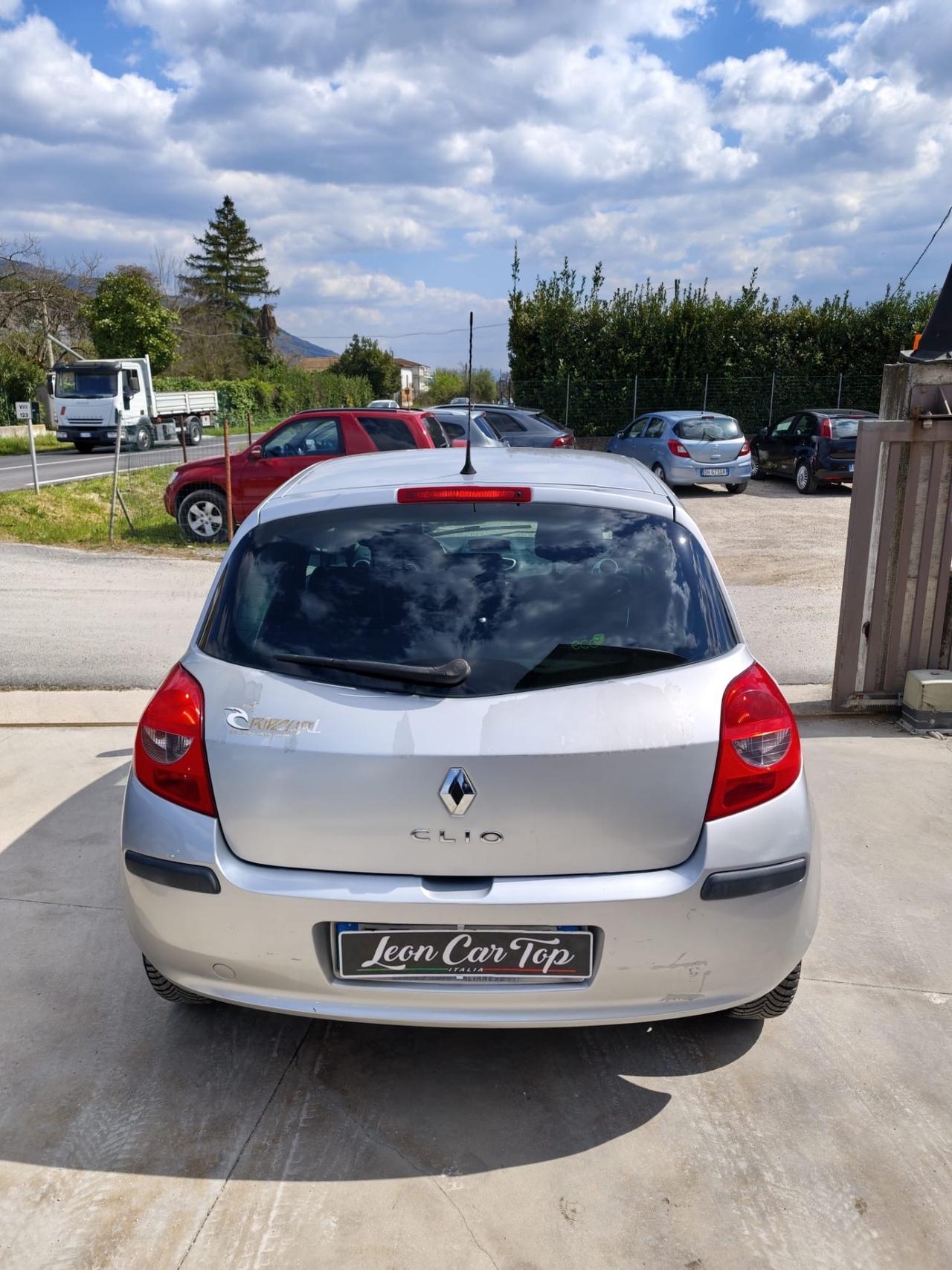 Renault Clio GPL valido 2029 garantita 12 mesi
