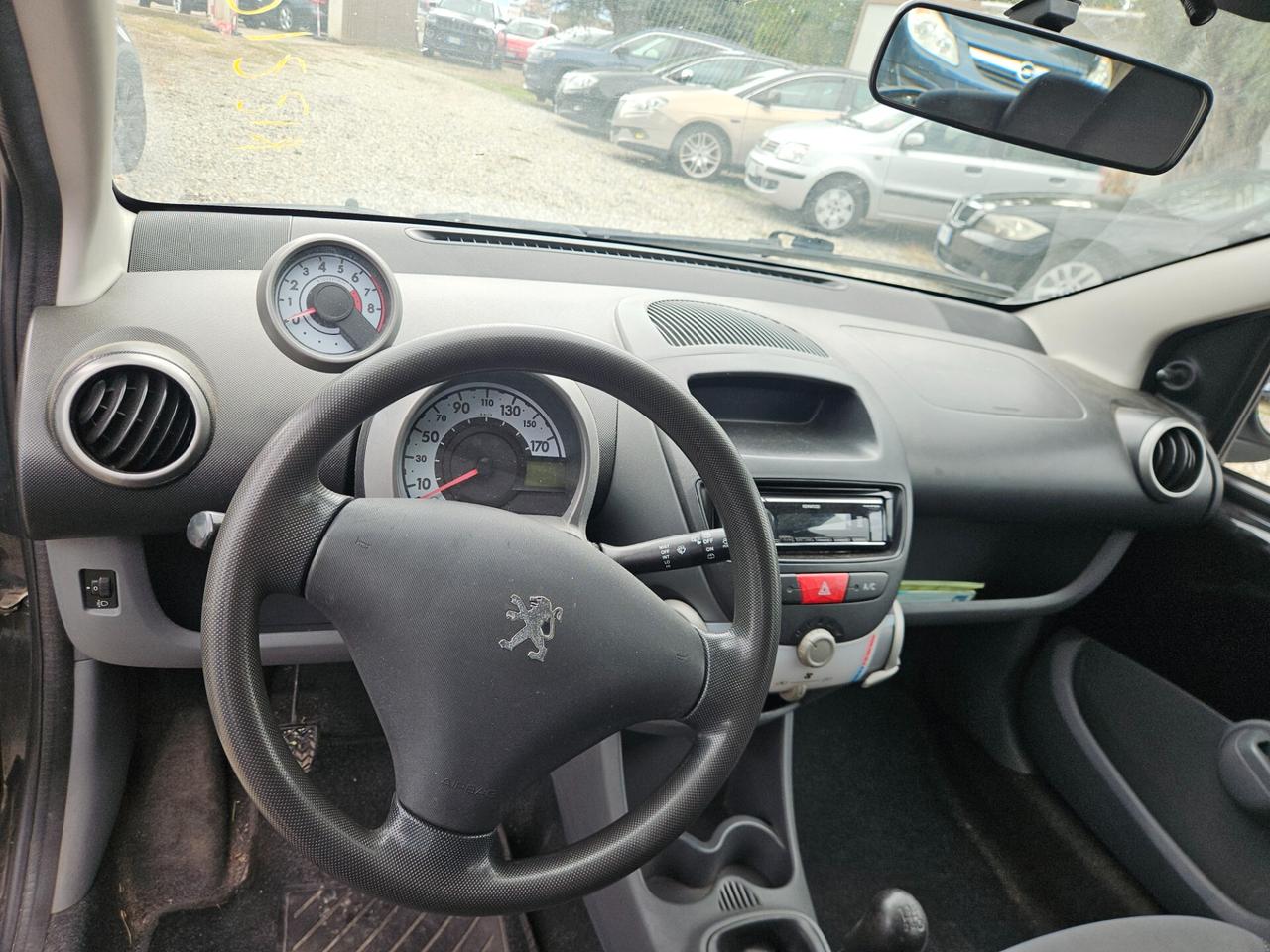 Peugeot 107 1.0 68CV 5p. Plaisir