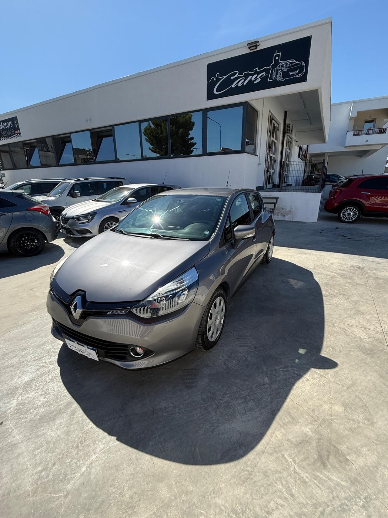 Renault Clio dCi 8V 75CV Autocarro 4 Posti