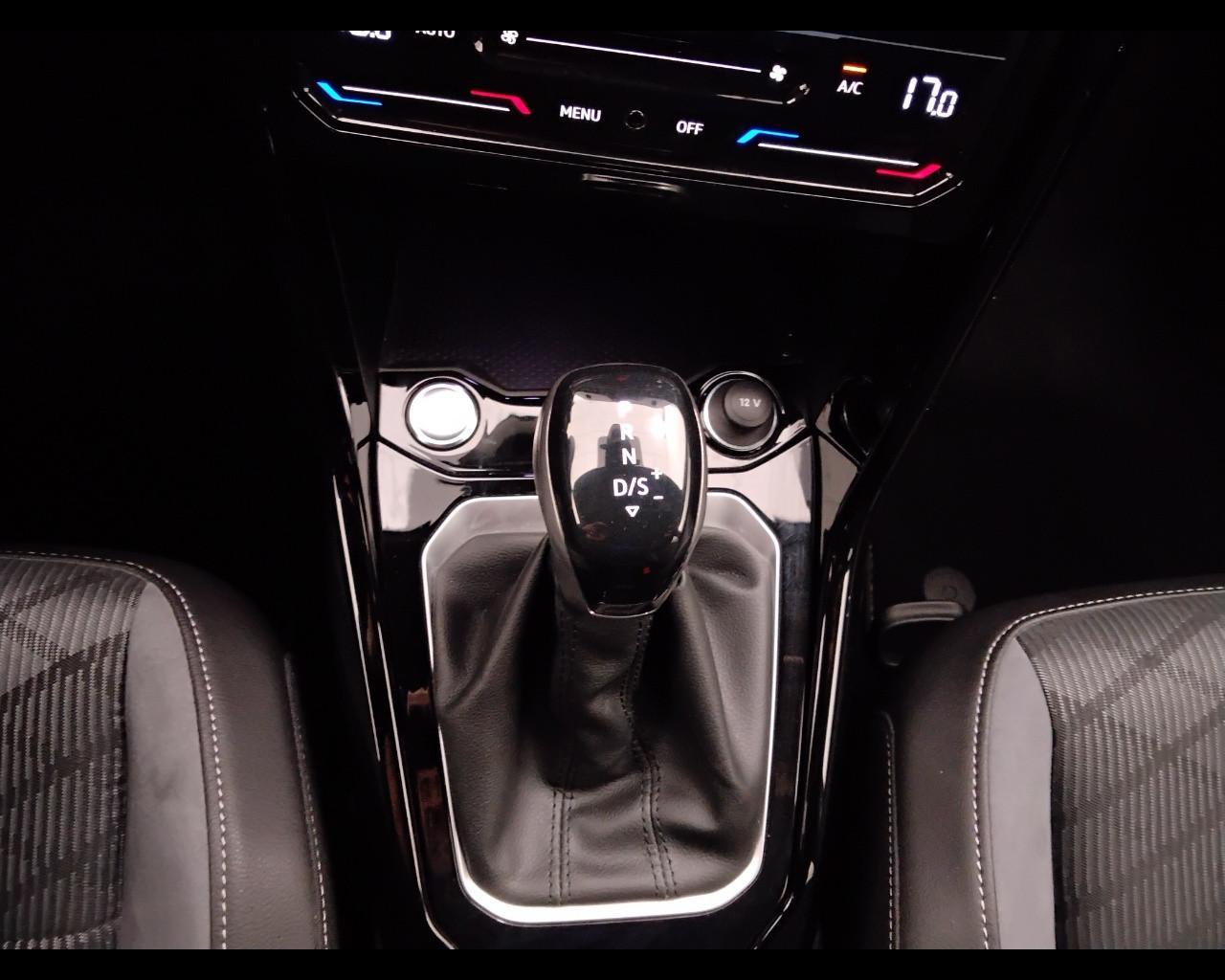 VOLKSWAGEN T-Roc I 2022 - T-Roc 1.5 tsi R-Line dsg