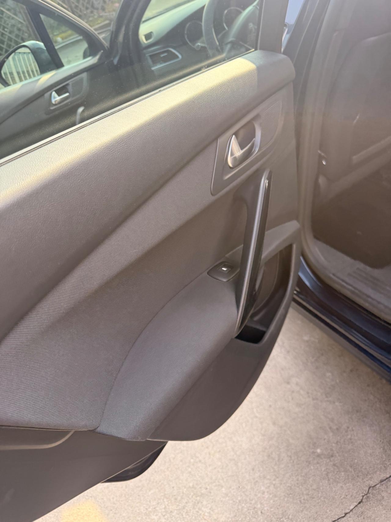 Peugeot 508 2.0 HDi 140 CV SW Allure