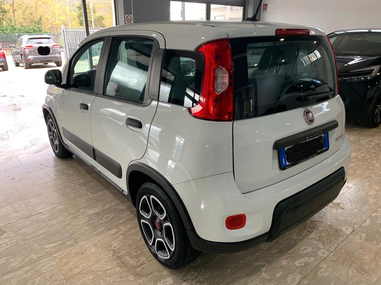 Fiat Panda 1.0 GSE S&S Hybrid Street Van 4 posti