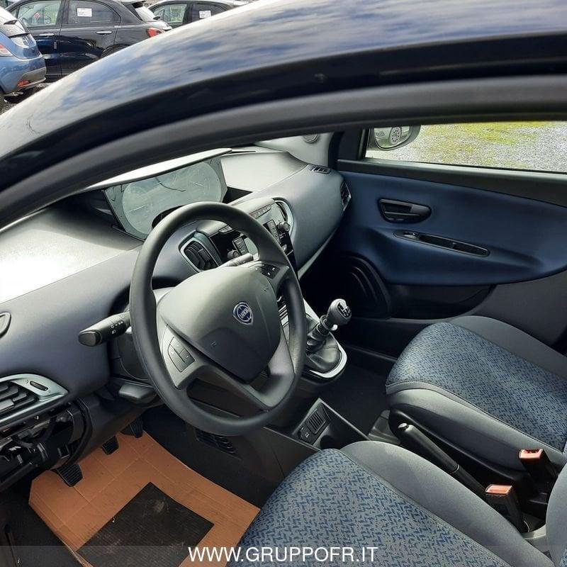 Lancia Ypsilon 1.0 FireFly 5 porte S&S Hybrid Oro