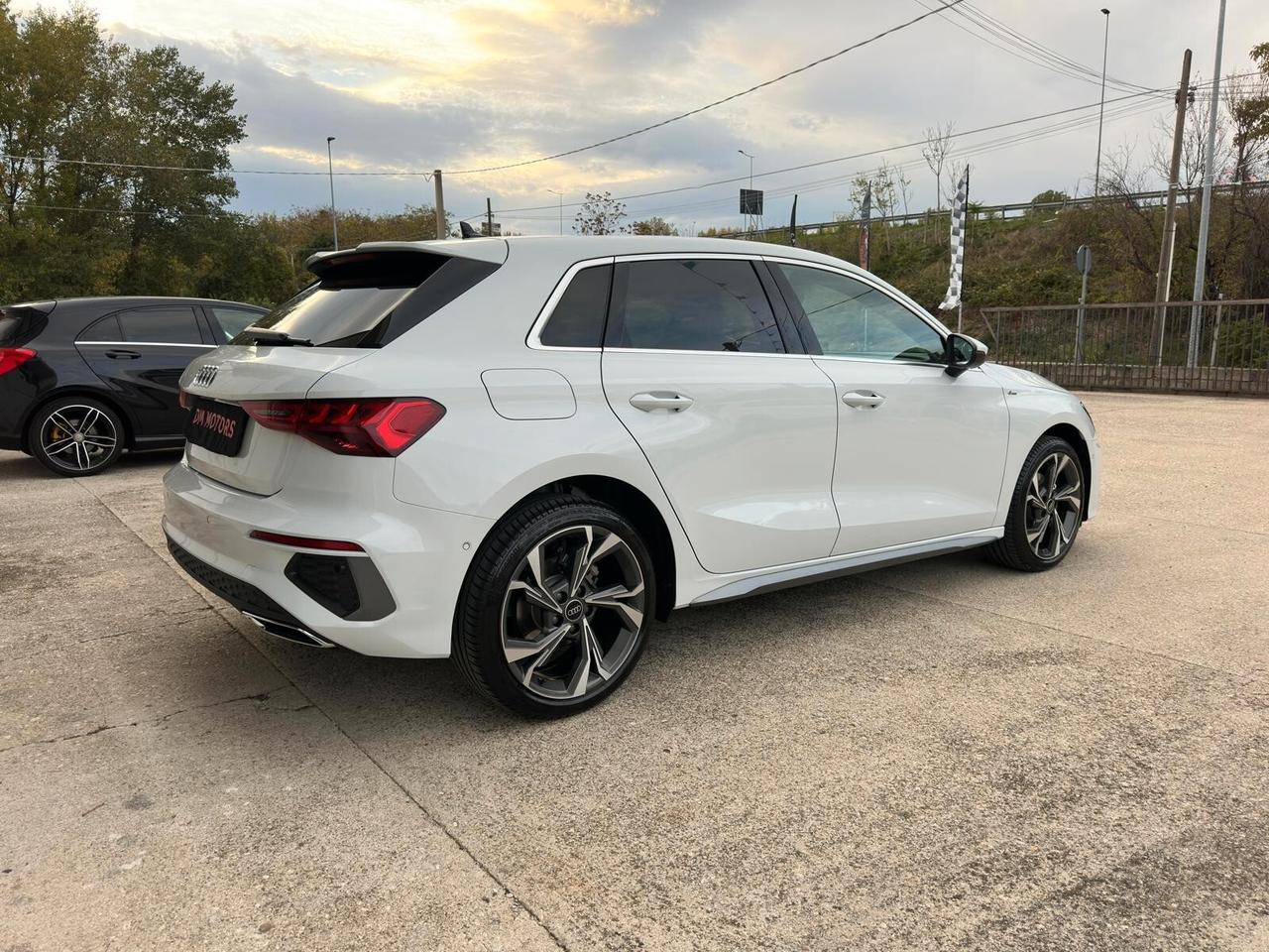 Audi A3 SPB 30 g-tron S tronic line edition