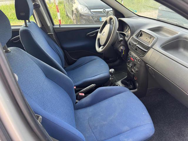 FIAT Punto Benzina/GPL neopatentati Bellissima 1.2 5P