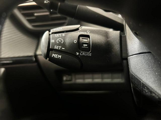 PEUGEOT 2008 PureTech 130 S&S EAT8 Allure