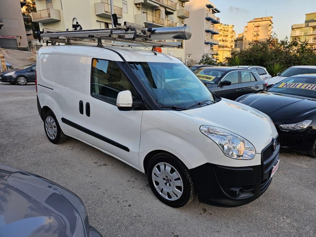 Fiat Doblo 1.6 MJTD 105CV CON SCAFFALI