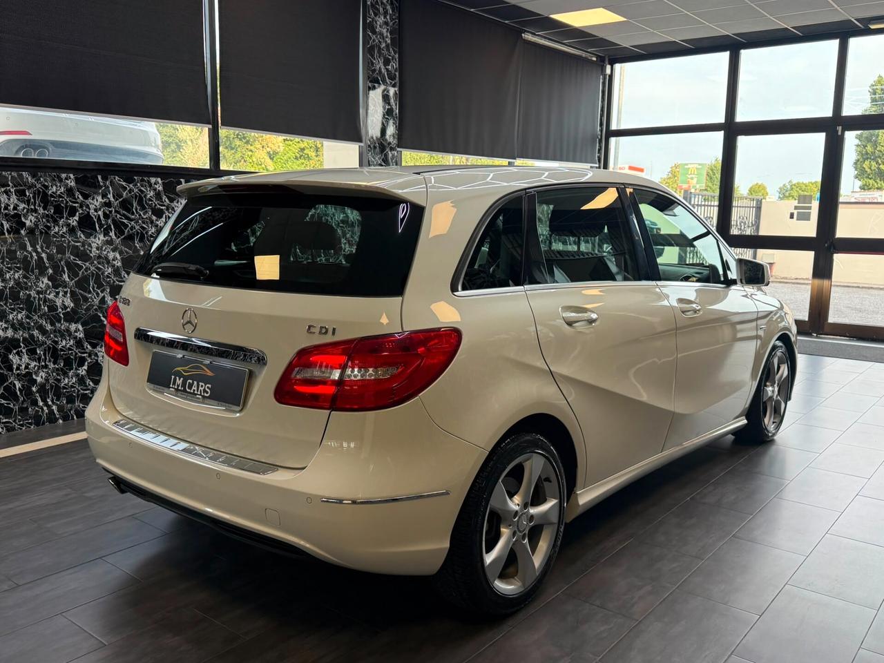 Mercedes-benz B 180 CDI BlueEFFICIENCY Premium