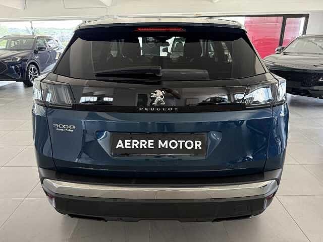 Peugeot 3008 1.2 PureTech 130 CV Allure
