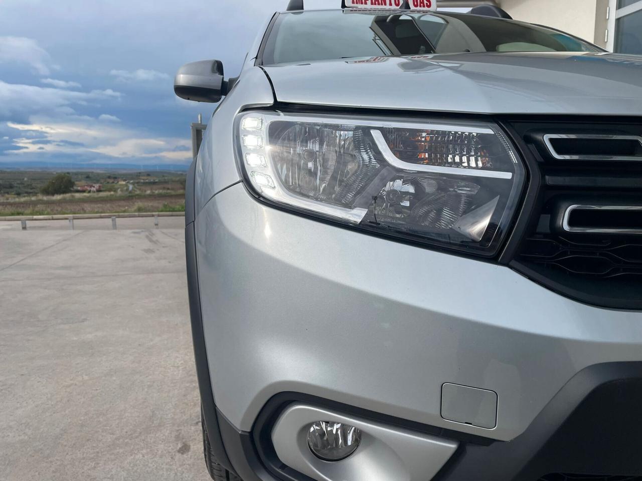 Dacia Sandero Stepway 1.0 TCe 100CV ECO-G 15th Anniversary