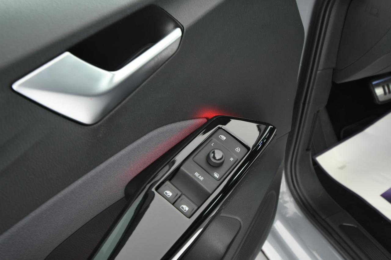 VOLKSWAGEN ID.3 58 kWh 1st edition Plus APP CONNECT+ACC+LED+C18"
