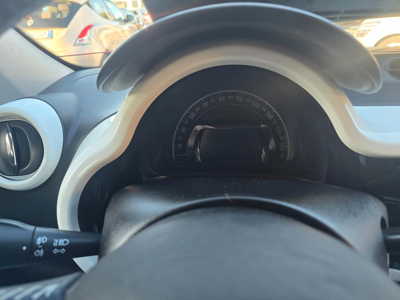 Renault Twingo SCe EDC Lovely