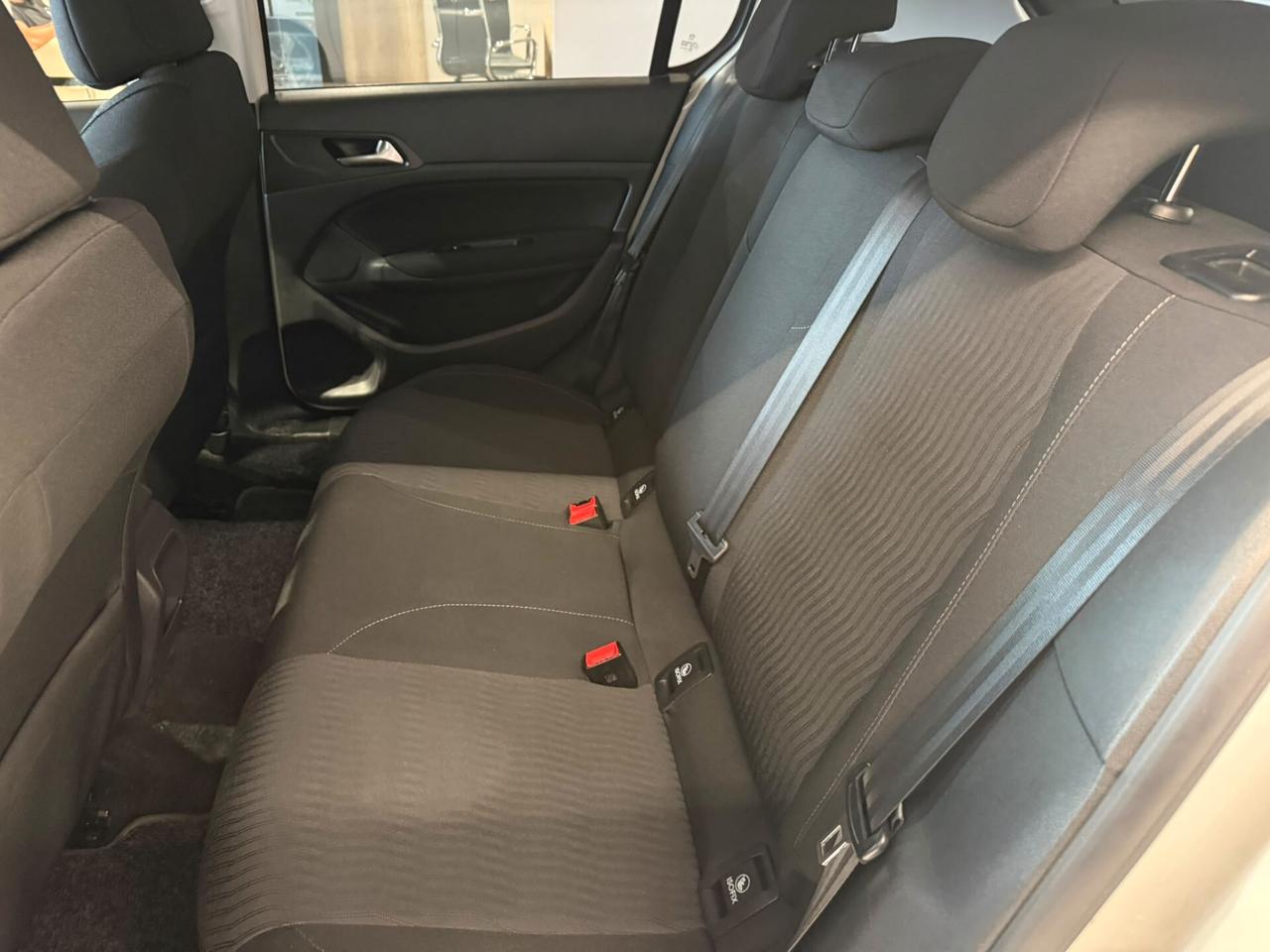 Peugeot 308 PureTech Turbo 110 S&S Access