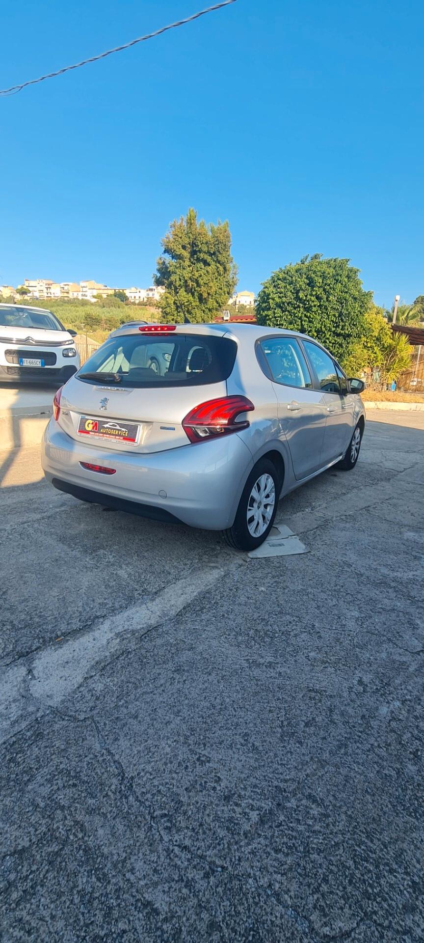 Peugeot 208 BlueHDi 75 5 porte Active 03/2016