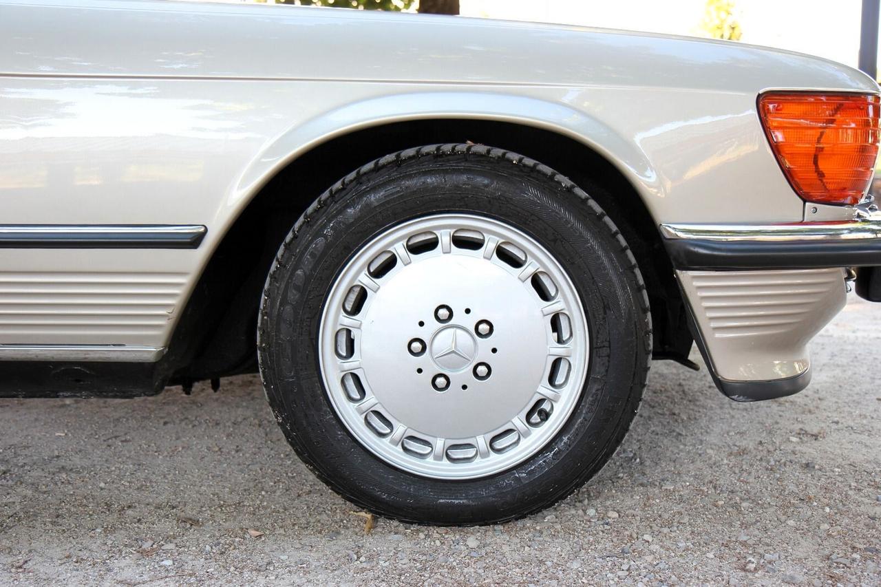Mercedes-benz SL 300 cabriolet