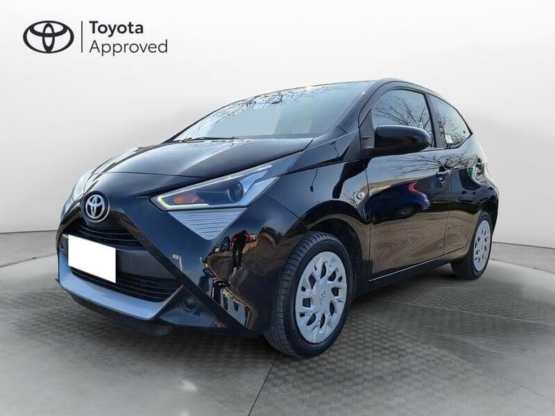 Toyota Aygo 1.0 72 CV x-play