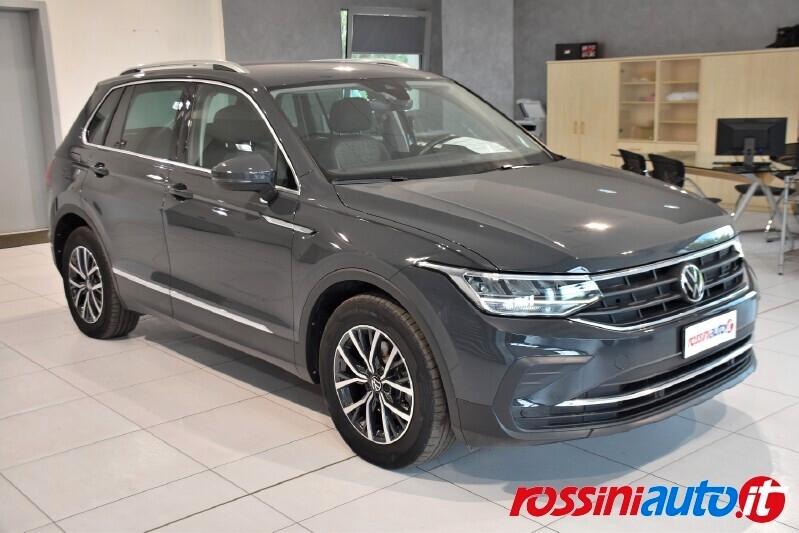 VOLKSWAGEN Tiguan 1.5 TSI 131 CV LIFE + TECH PACK + R17 BI-COLOR + C