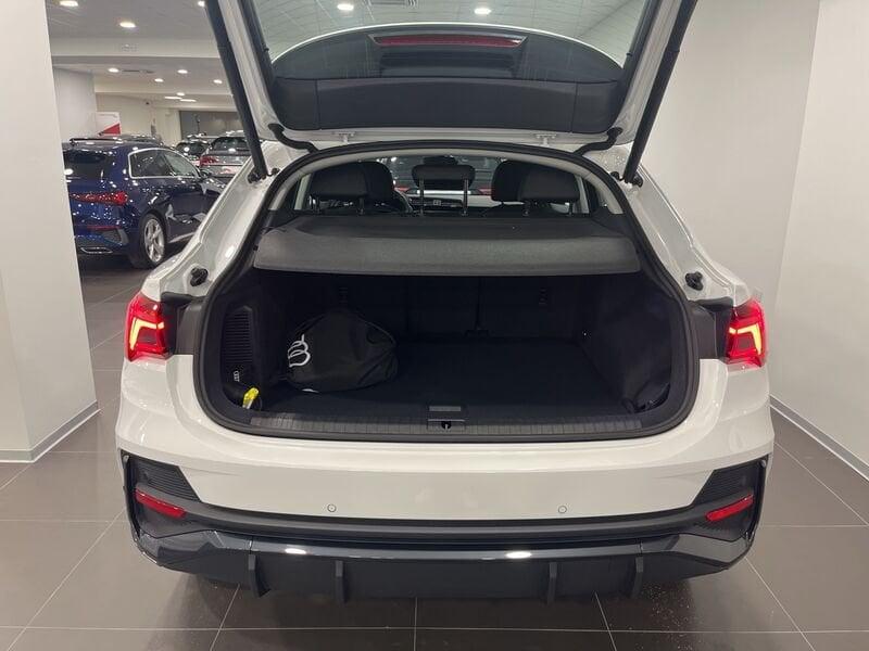 Audi Q3 Audi Sportback Business Plus 45 TFSI e 180(245) kW(CV) S tronic