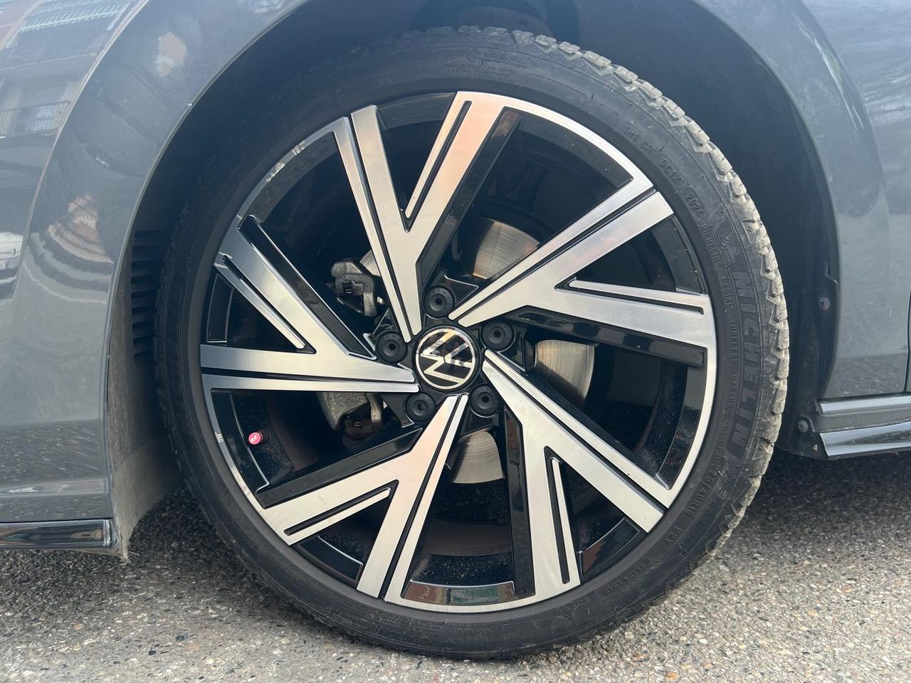 Volkswagen Golf R Line 1.5 eTSI MHEV #9260