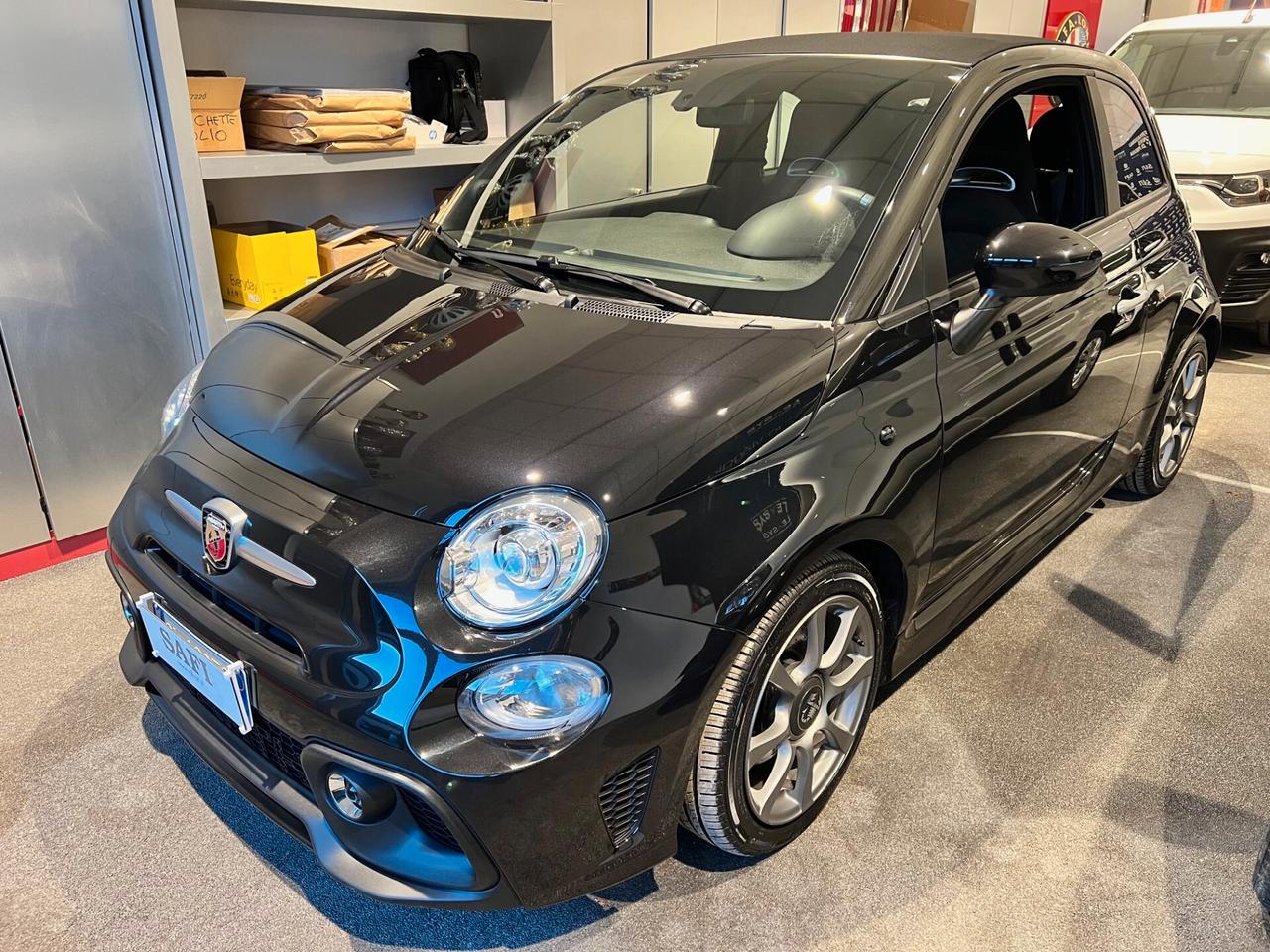 Abarth 595 C 1.4 Turbo T-Jet 165 CV