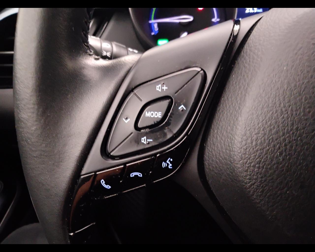 TOYOTA C-HR I 2020 - C-HR 2.0h Trend e-cvt