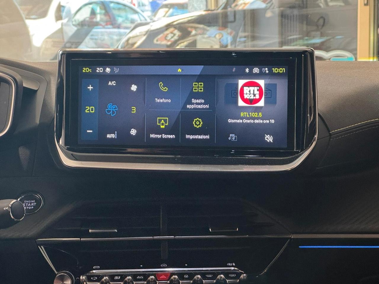 Peugeot 2008 Hybrid 136 e-DCS6 GT