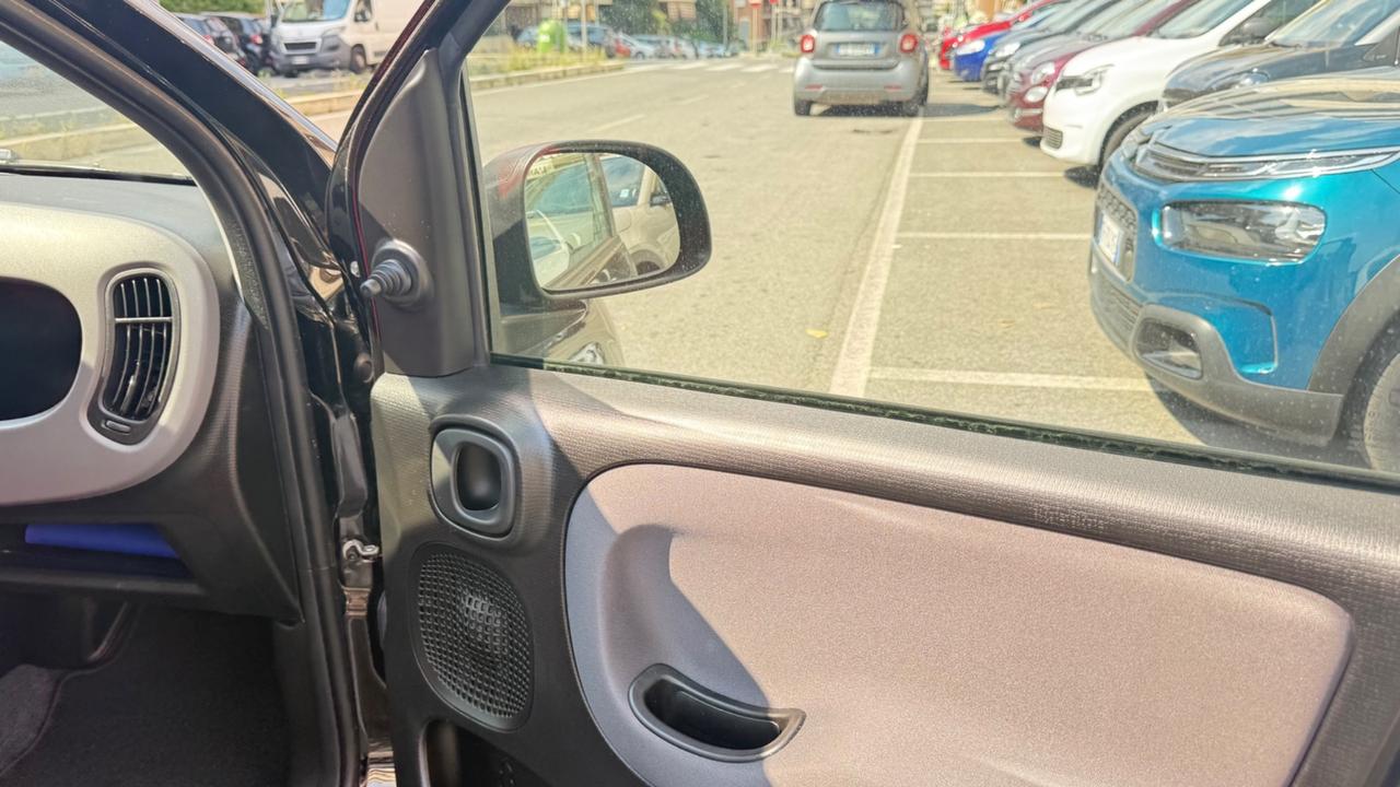 Fiat Panda 1.2 Lounge LED PDC PERFETTISSIMA PARI AL NUOVO