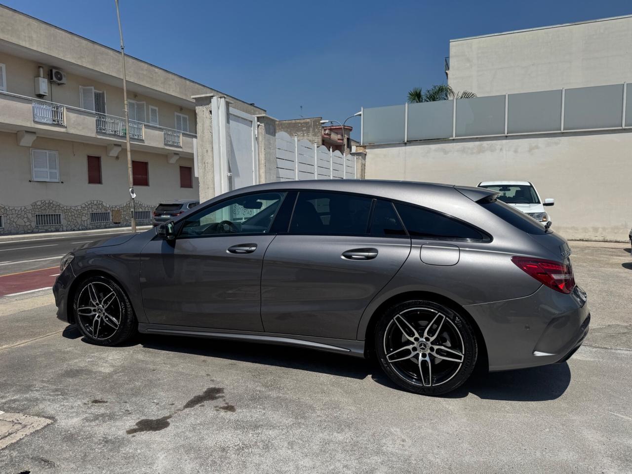 Mercedes-benz CLA 200d Premium AMG 2018
