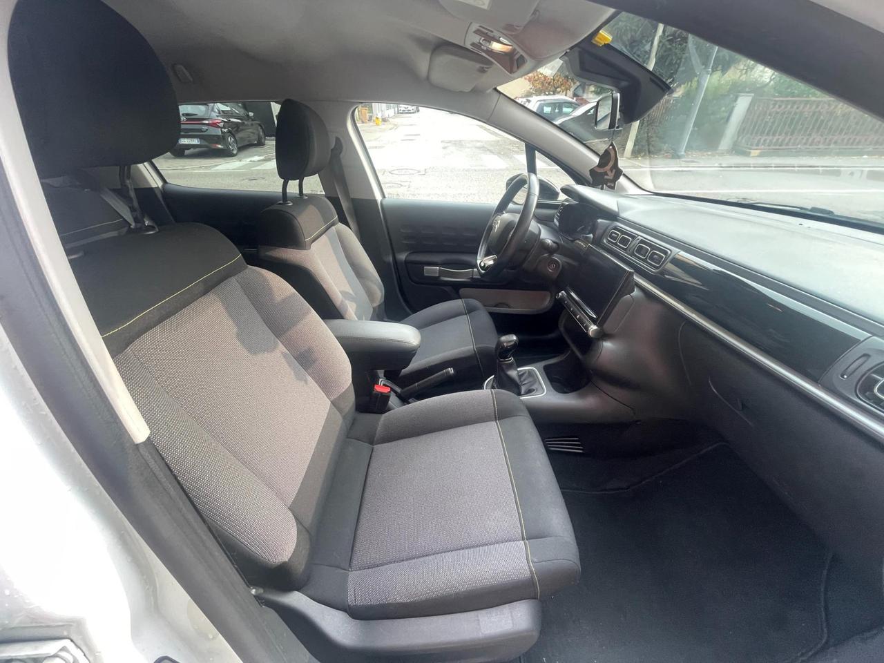 Citroen C3 1.2 puretech Shine s&s 83cv neopatentati my18