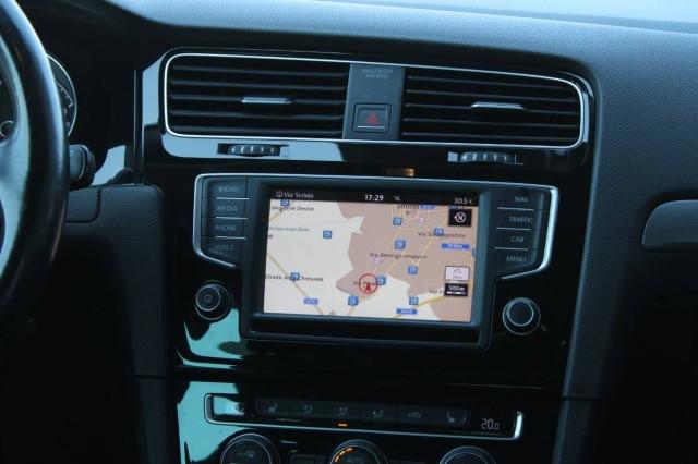 Volkswagen Golf 2.0 tdi Sport Edition 150cv 5p dsg CON Navigatore