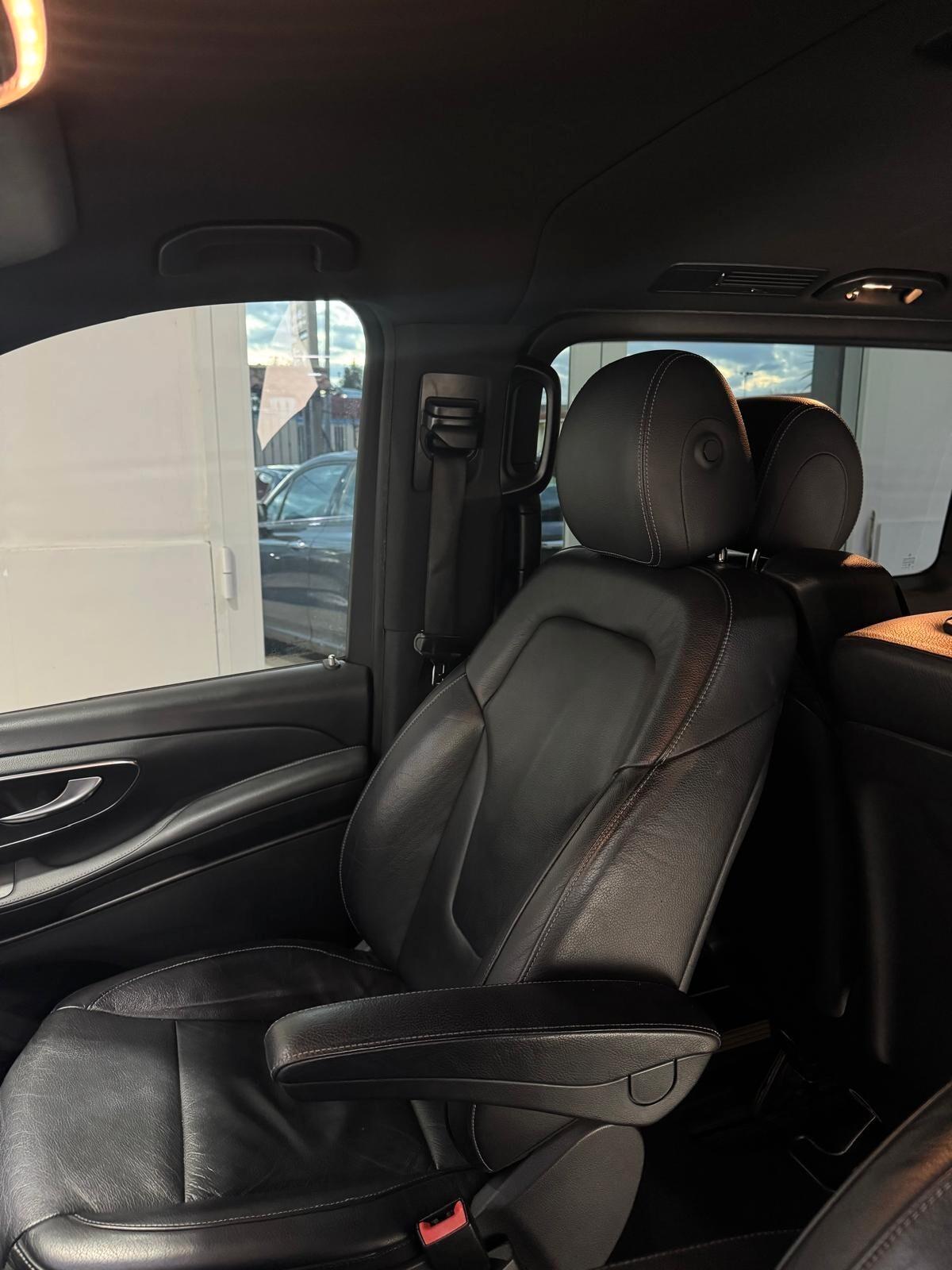 Mercedes-benz V 220 d Automatic 4Matic Premium Extralong