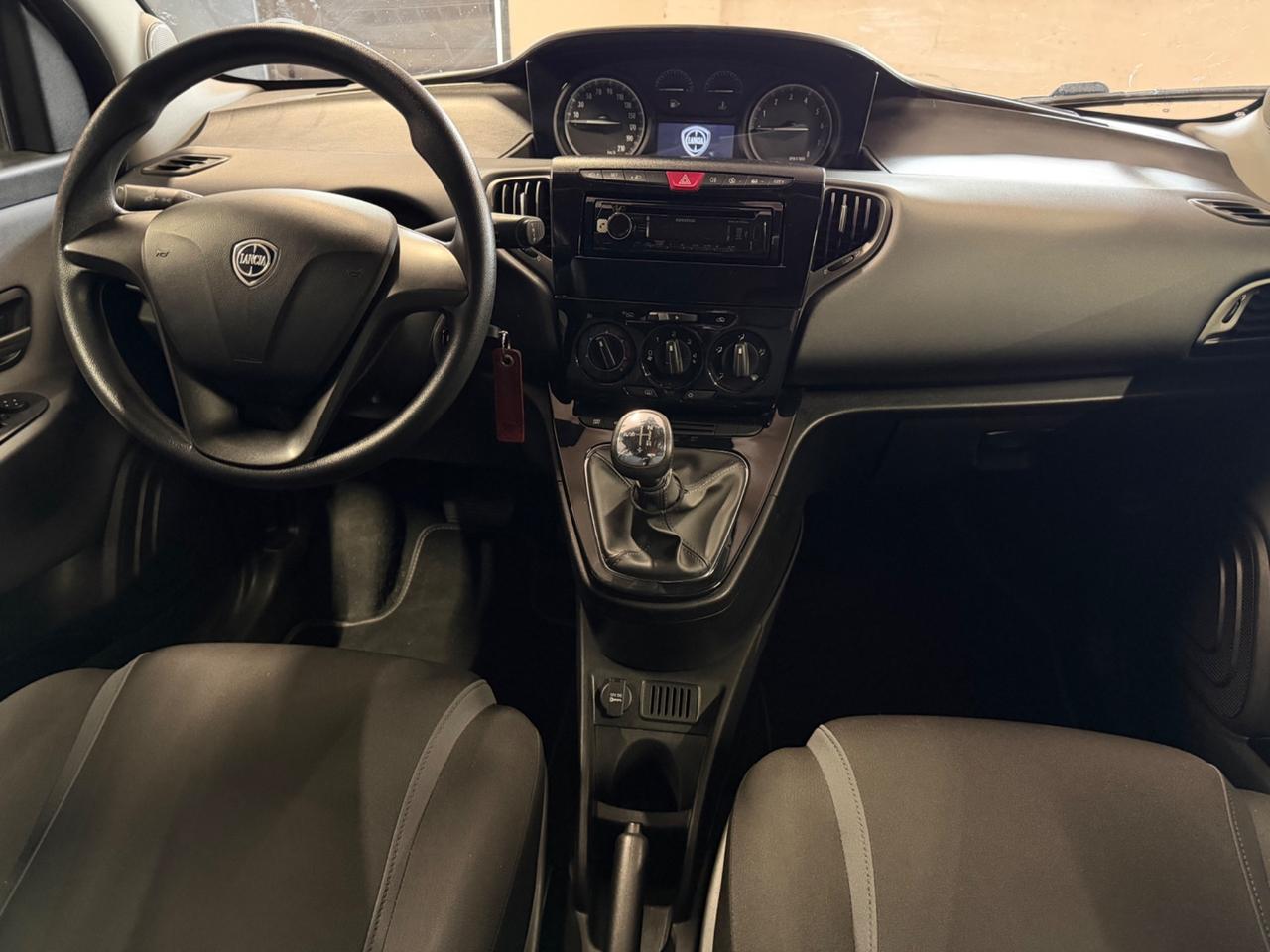 Lancia Ypsilon 0.9 TwinAir 85 CV 5 porte S&S DFN Gold