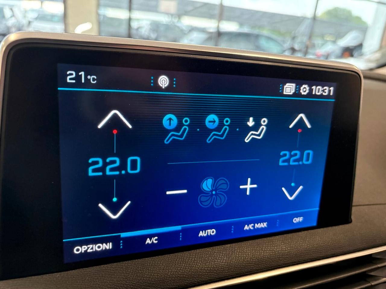 Peugeot 3008 ALLURE BlueHDi 130 EAT8 SPOTICAR