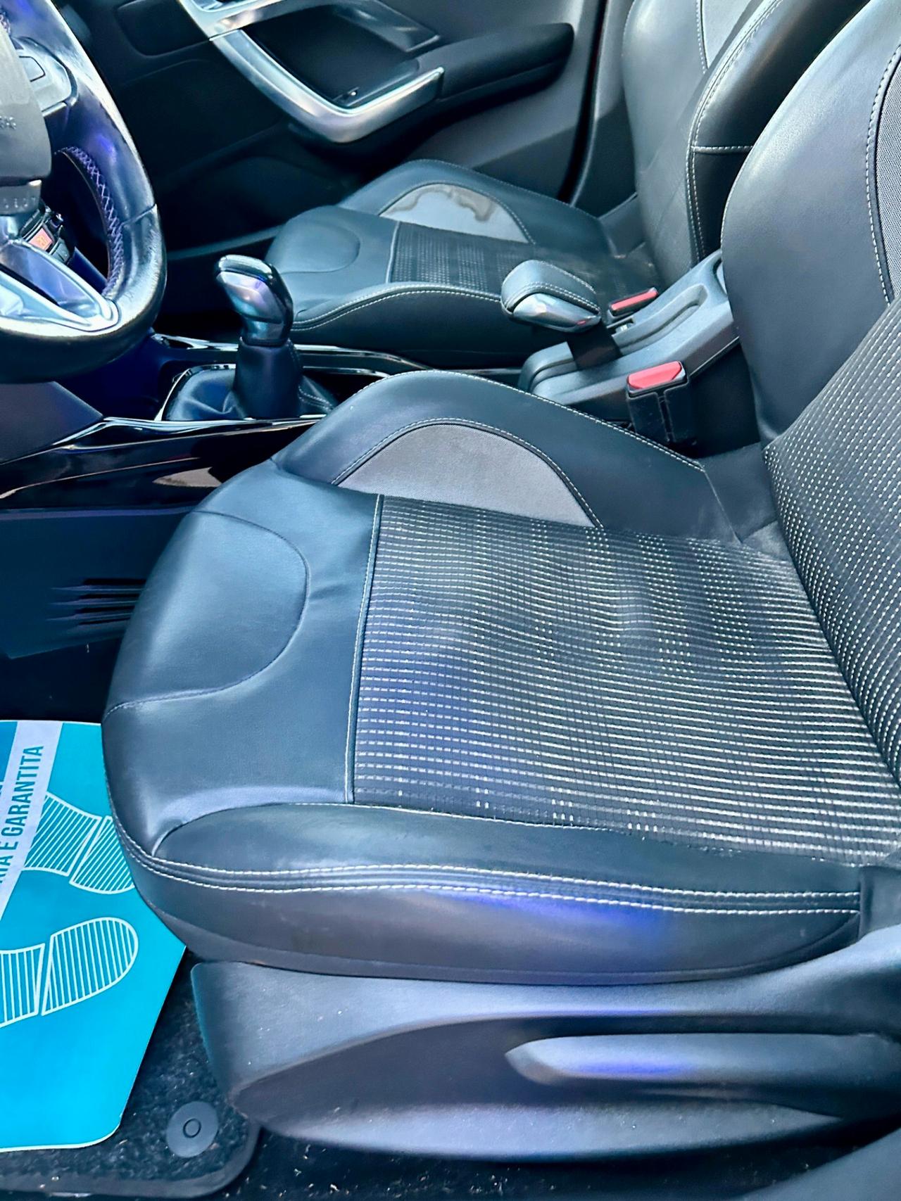 Peugeot 2008 BlueHDi 100 Allure - ok neopatentato
