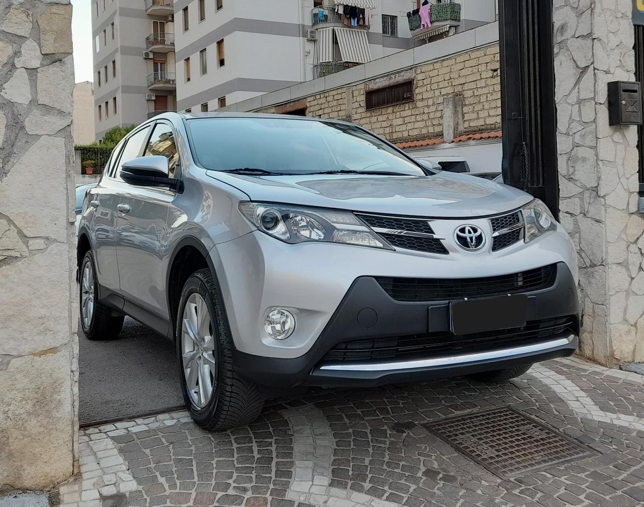 Toyota RAV 4 RAV4 2.2 D-4D 150 CV Lounge