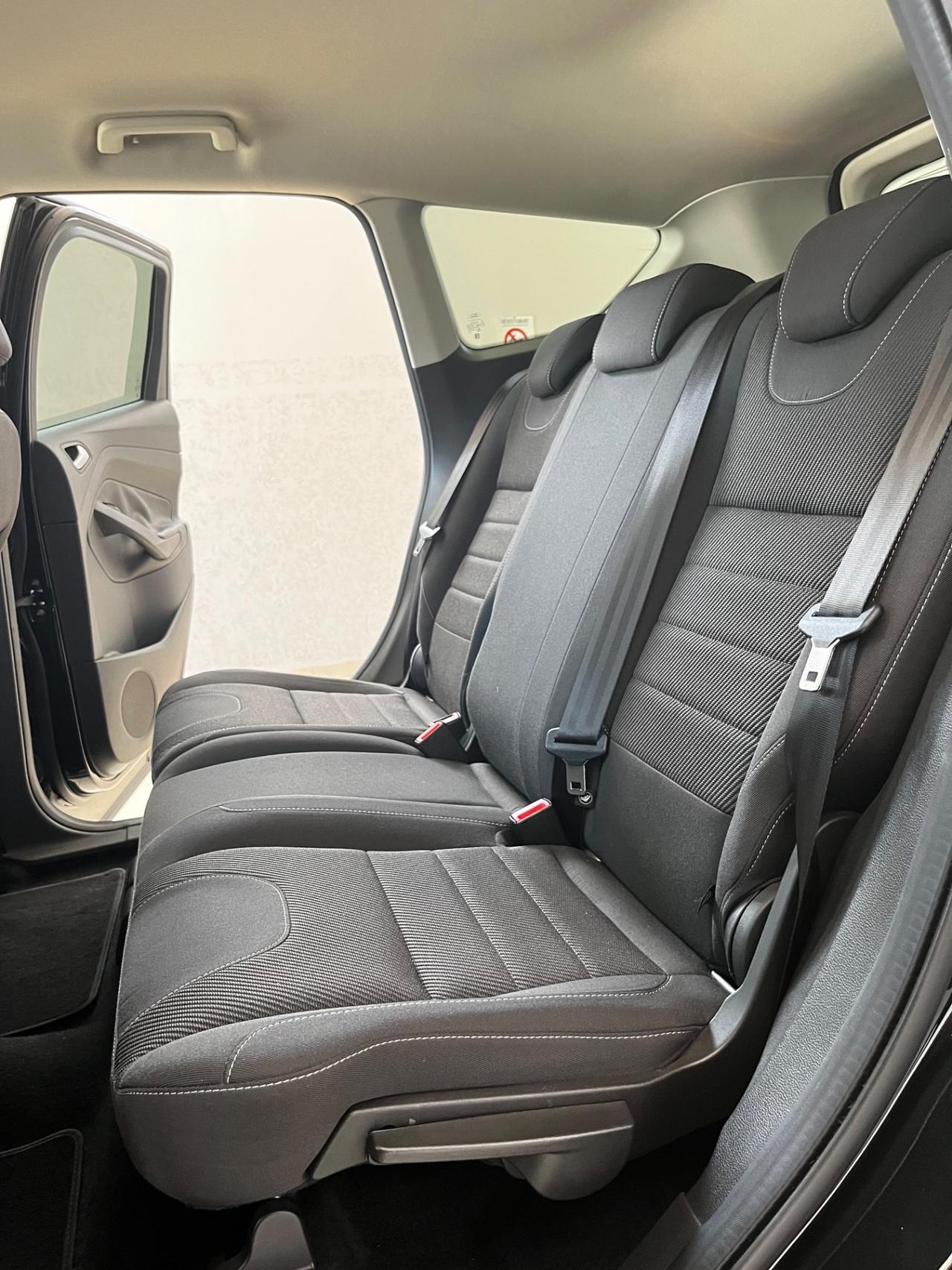 Ford Kuga 2.0 TDCI 120 CV S&S 2WD Business
