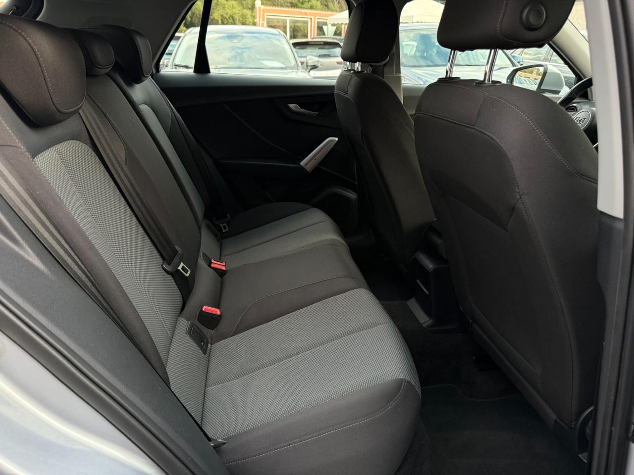 Audi Q2 1.6 TDi 116CV S-Tronic Design Edition - 2018
