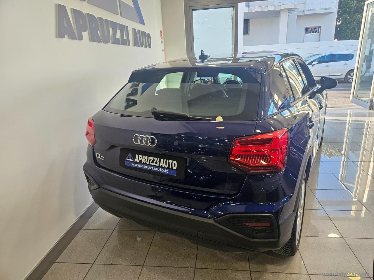 AUDI Q2 35 TDI S tronic Business