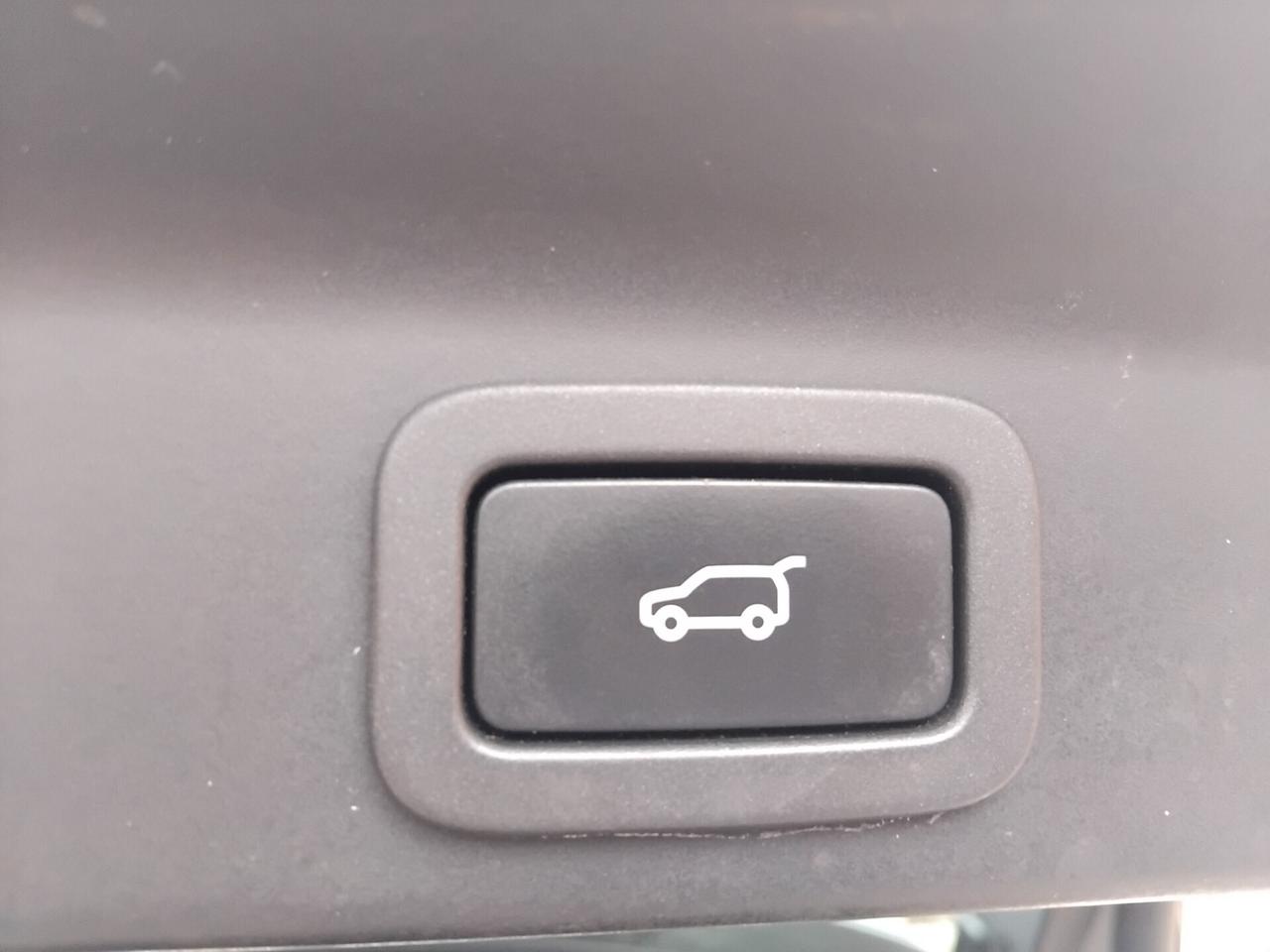 Jaguar F-Pace 2.0 D 180 CV Portfolio permuto