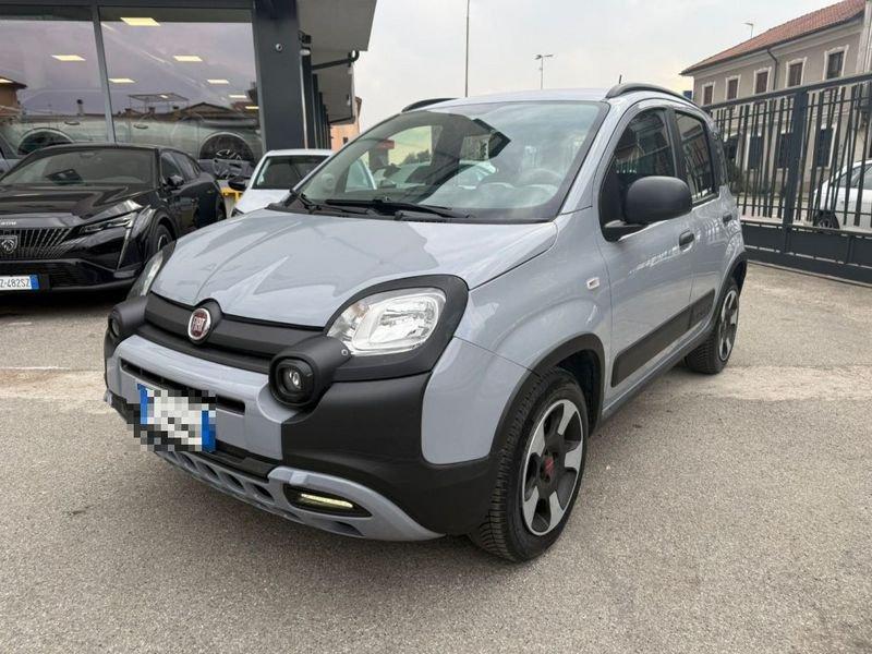 FIAT Panda 1.0 FireFly S&S Hybrid City Cross