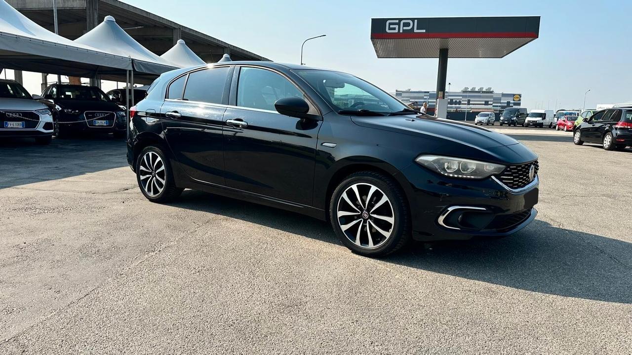 Fiat Tipo 1.6 Mjt S&S 5 porte Lounge UNICO PROPRIETARIO-KM CERTIFICATI