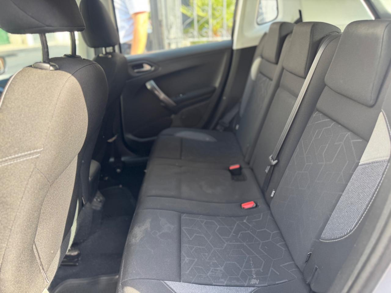 Peugeot 2008 PureTech 82 Allure GPL