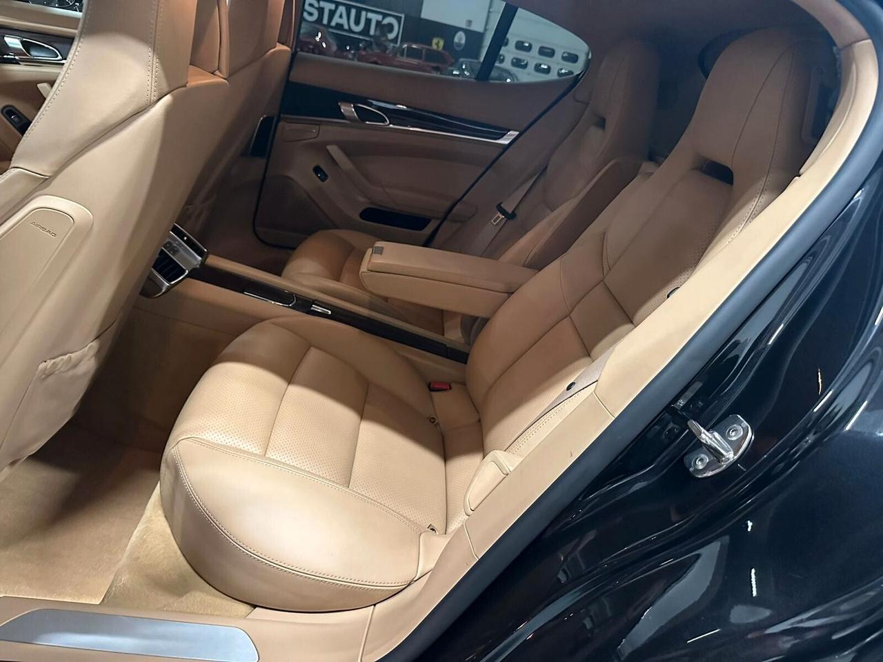 Porsche Panamera 4.8 Turbo full opt