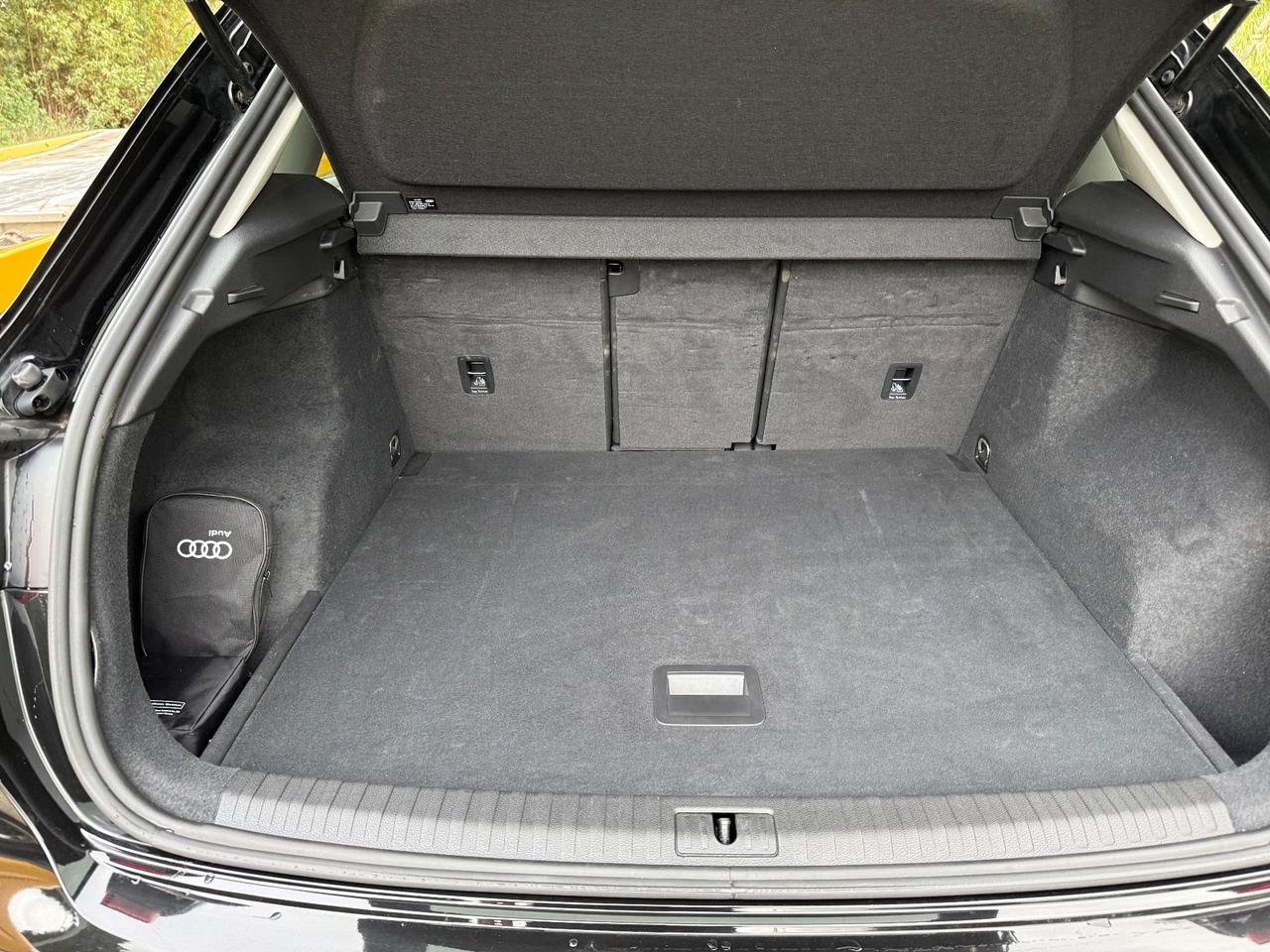 Audi Q3 35 TDI S tronic Business Advanced