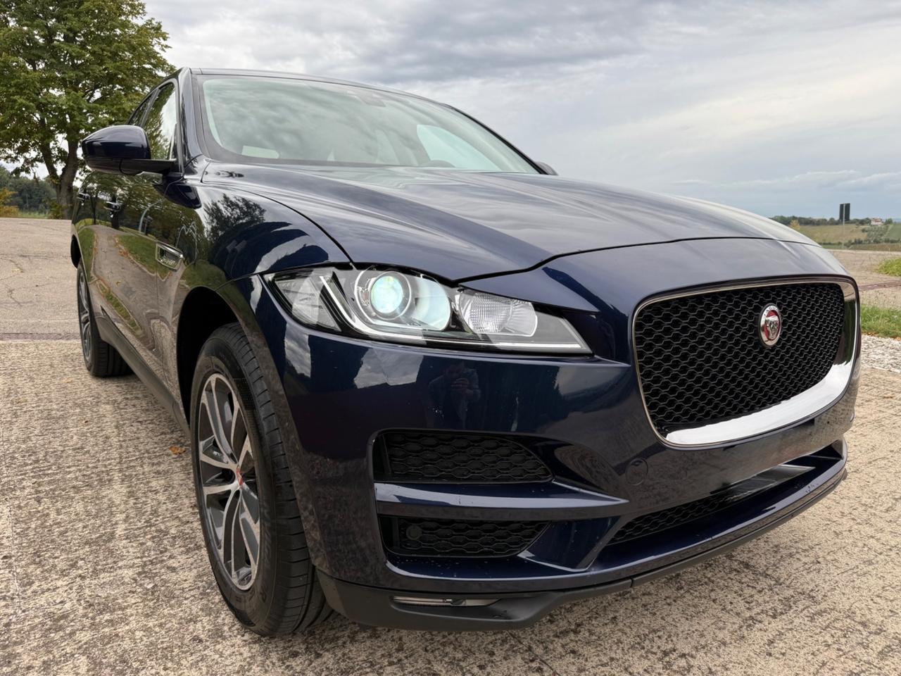 Jaguar F-Pace 2.0 D 180 CV AWD aut. Prestige