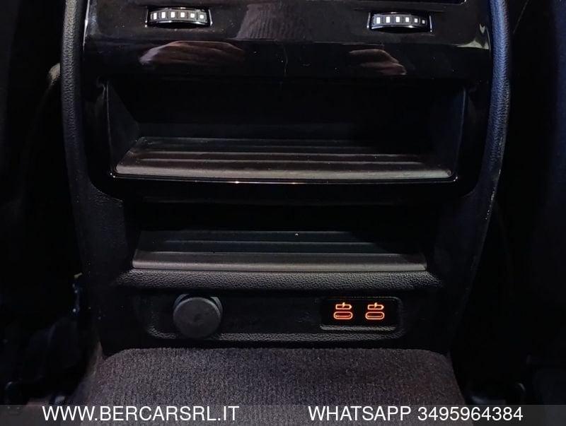 BMW Serie 5 520d 48V xDrive Business*LED*PACCHETTO LUCI*SEDILI IN PELLE*PDC*TELECAMERA*