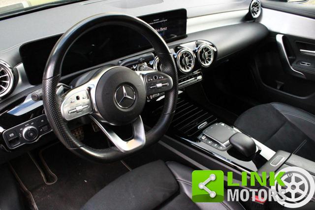 MERCEDES-BENZ A 180 d Premium AMG NIGHT EDITION